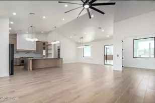 3901 W Ironwood Hill Dr, Tucson, AZ 85745 - Photo 12