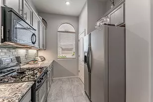 5864 S Azure Vista Way, Green Valley, AZ 85622 - Photo 10