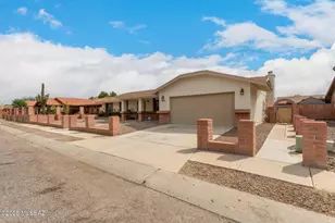 1731 W Newhall Dr, Tucson, AZ 85746 - Photo 2