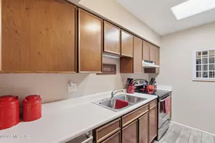 1052 N Caribe Ave, Tucson, AZ 85710 - Photo 18