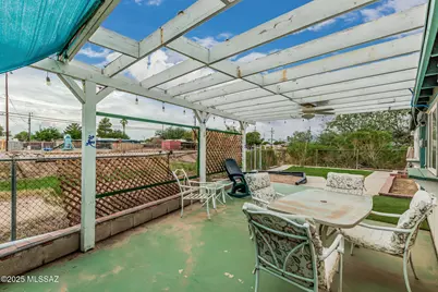 8010 E 18th Place, Tucson, AZ 85710 - Photo 36