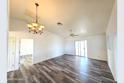 428 Via Encino, Rio Rico, AZ 85648 - Photo 6