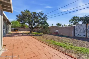 6052 E 17th St, Tucson, AZ 85711 - Photo 30
