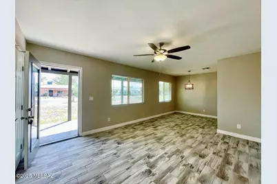 4641 E 13th Street, Tucson, AZ 85711 - Photo 1