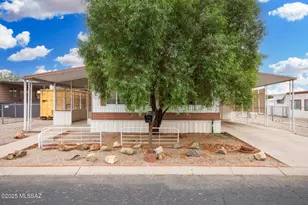 3589 W Grape Dr, Tucson, AZ 85741 - Photo 2