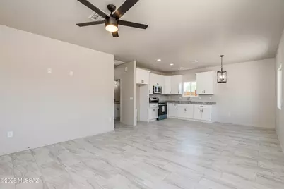 4205 N 16th Place, Tucson, AZ 85705 - Photo 18