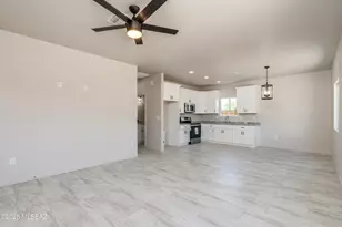 4205 N 16th Pl, Tucson, AZ 85705 - Photo 18