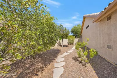 61778 E Redwood Drive, Tucson, AZ 85739 - Photo 40