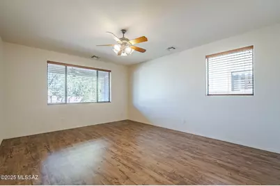7466 W Crimson Ridge Drive, Tucson, AZ 85743 - Photo 20