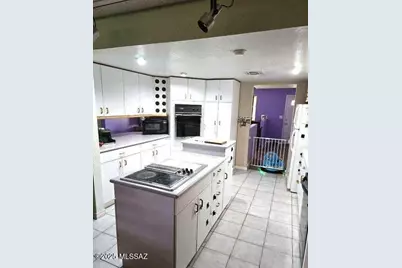 734 S Hermosa Drive, Benson, AZ 85602 - Photo 8