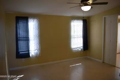 10305 W Orange Grove Unit #3 Road, Tucson, AZ 85743 - Photo 14