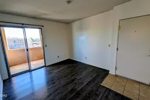 1810 E Blacklidge Dr, Tucson, AZ 85719 - Photo 8