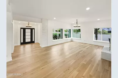 8172 E Galinda Drive, Tucson, AZ 85750 - Photo 2