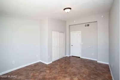 33 E Walker Place, Tucson, AZ 85706 - Photo 10