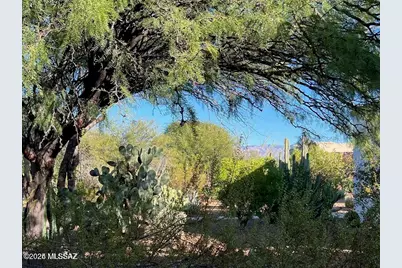 401 W Esperanza Boulevard #A, Green Valley, AZ 85614 - Photo 22