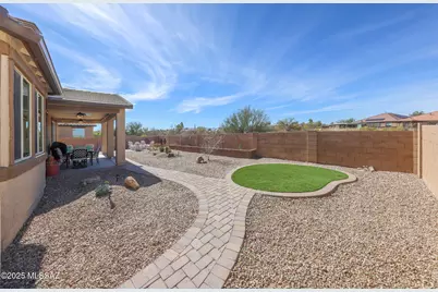 9770 S Desert Flint Drive, Tucson, AZ 85747 - Photo 32