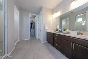 9770 S Desert Flint Dr, Tucson, AZ 85747 - Photo 18