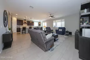 9770 S Desert Flint Dr, Tucson, AZ 85747 - Photo 4