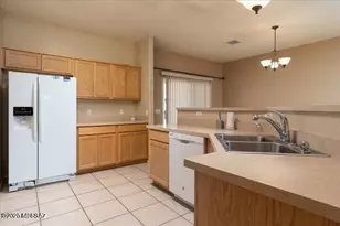 10193 E Windtalker Rd, Hereford, AZ 85615 - Photo 6