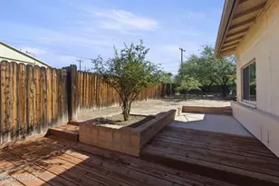 725 W Paris Promenade, Tucson, AZ 85705 - Photo 20