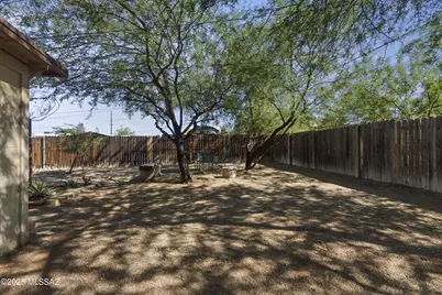 725 W Paris Promenade, Tucson, AZ 85705 - Photo 28