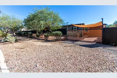 225 W 1st Street, Tucson, AZ 85705 - Photo 2
