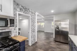 225 W 1st St, Tucson, AZ 85705 - Photo 20