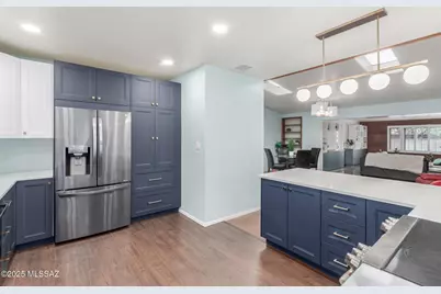 2215 E Calle Alta Vista, Tucson, AZ 85719 - Photo 10
