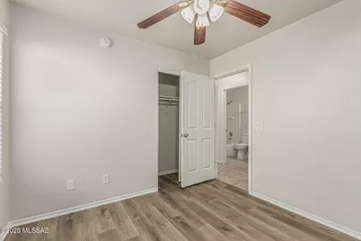 2150 W Sunset Surprise Court, Tucson, AZ 85742 - Photo 24