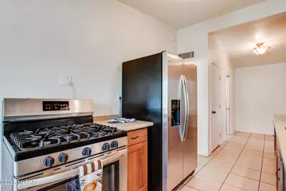 2753 N Tyndall Avenue, Tucson, AZ 85719 - Photo 8
