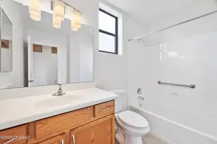 88 N Kokomo Dr, Green Valley, AZ 85614 - Photo 24