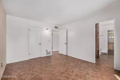741 S Abrego Drive, Green Valley, AZ 85614 - Photo 18