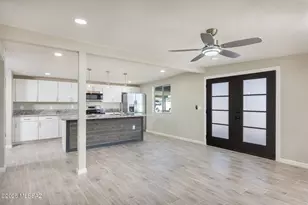 8222 E Victoria Dr, Tucson, AZ 85730 - Photo 6