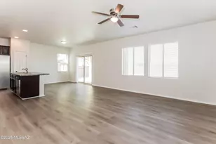 1027 E Madera Grove Ln, Sahuarita, AZ 85629 - Photo 2