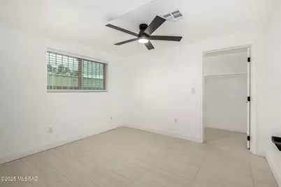 5457 E 6th Street, Tucson, AZ 85711 - Photo 32
