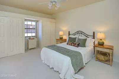 3719 S Camino Del Golfista, Green Valley, AZ 85614 - Photo 12