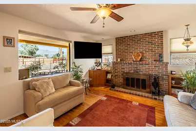 4102 E North Street, Tucson, AZ 85712 - Photo 2