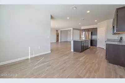 17165 W Sharps Rd, Marana, AZ 85653 - Photo 32