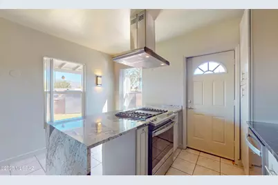 4144 E Desert Place, Tucson, AZ 85712 - Photo 10