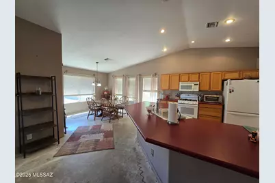 924 E Saguaro Drive, Pearce, AZ 85625 - Photo 10