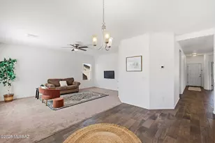 11057 W Cardium Ln, Marana, AZ 85658 - Photo 12