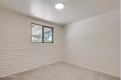 8418 E Rolling Ridge Street, Tucson, AZ 85710 - Photo 26