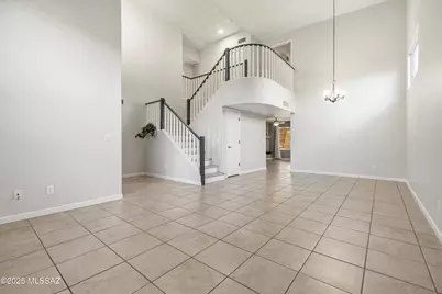 10211 N Fox Hunt Lane, Tucson, AZ 85737 - Photo 6