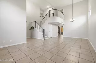 10211 N Fox Hunt Ln, Tucson, AZ 85737 - Photo 6