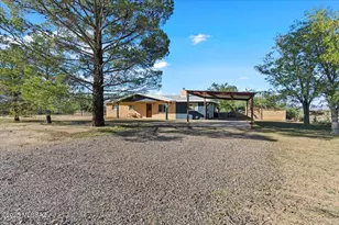 1250 E Antelope Ln, Safford, AZ 85546 - Photo 2