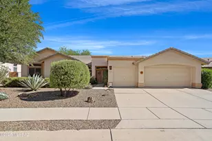 11050 N Canada Ridge Dr, Oro Valley, AZ 85737 - Photo 2