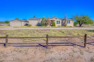 16900 W Jaguar Ln, Marana, AZ 85653 - Photo 2