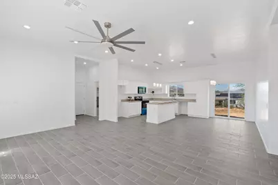 1731 Circulo Bahia, Rio Rico, AZ 85648 - Photo 8