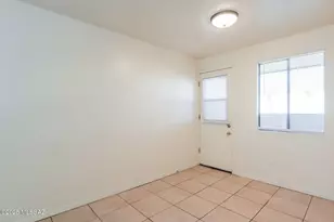 455 W Kelso St, Tucson, AZ 85705 - Photo 8