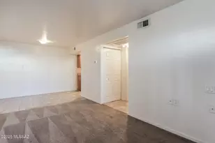 455 W Kelso St, Tucson, AZ 85705 - Photo 6